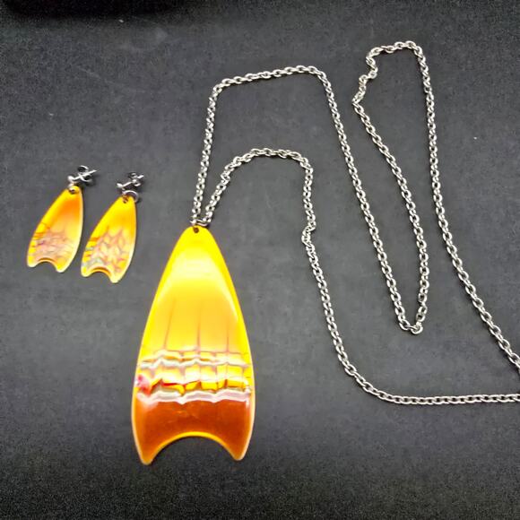 Sheffield England 1970s Orange Enamel Pendant Necklace Earrings Set - Picture 8 of 11